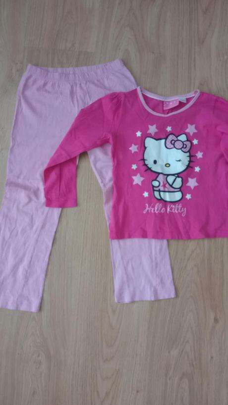 Pyzamko, hello kitty,110