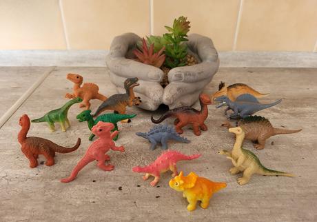 Dinosaury  - 14 kusov, 