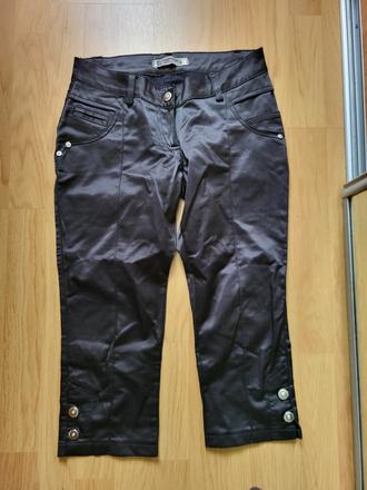 Saténové elegantné 3/4 nohavice, 36