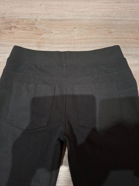 Cierne leginsy, esmara,s