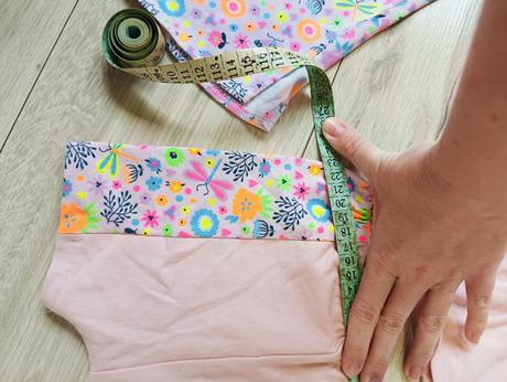 Set mama s/m a dcéra cca rok, 86