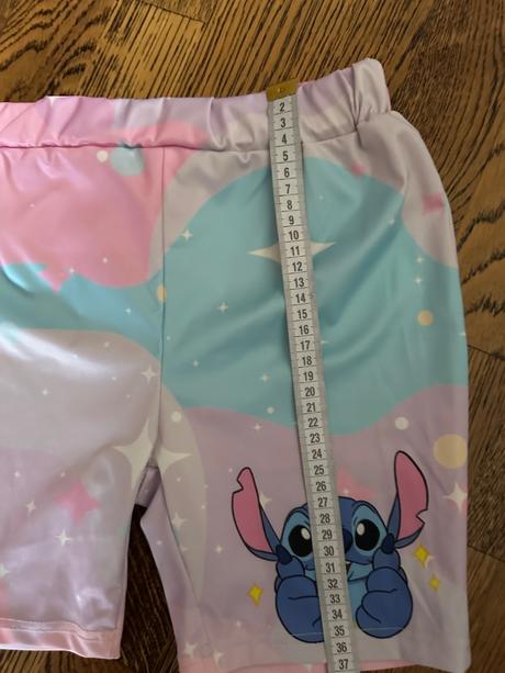 Tricko a kraťasy, 152