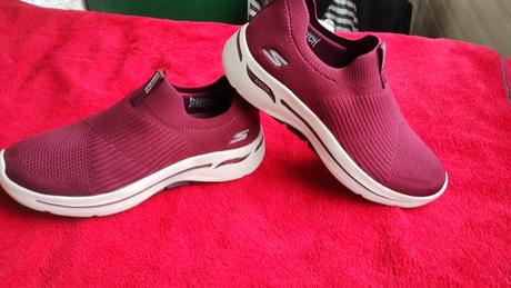 Tenisky, skechers,40