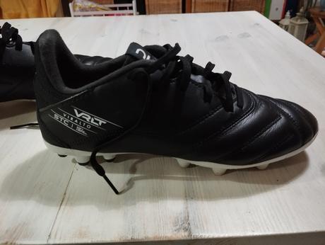 Kopačky kolíky kipsta viralto koža, 39