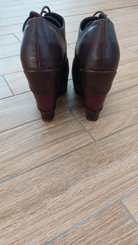 Topánky na jeseň, 37