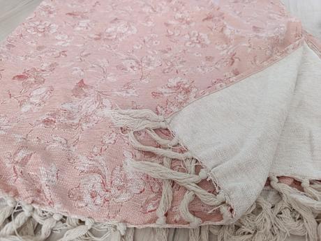 Krásne kvietkované deky, 