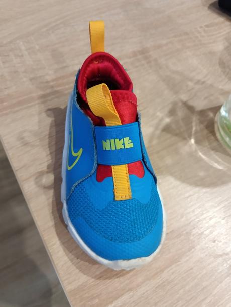 Botasky nike flex runner top stav, nike,23