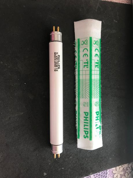 Predám žiarivky philips mini tl 4w, 