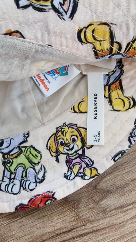 Šiltovky a klobuky, reserved,110