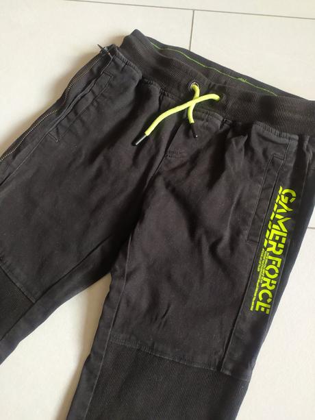 Nohavice, chapter young,146