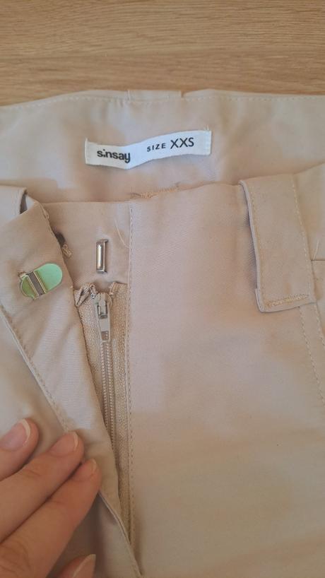 Kapsáče široké, sinsay,32