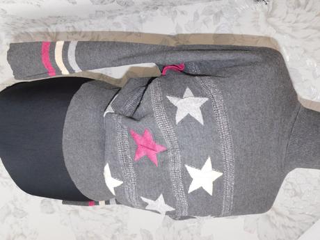 Velmi pekny trendy pulover, 36