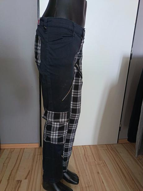 Black pistol punk nohavice, 28