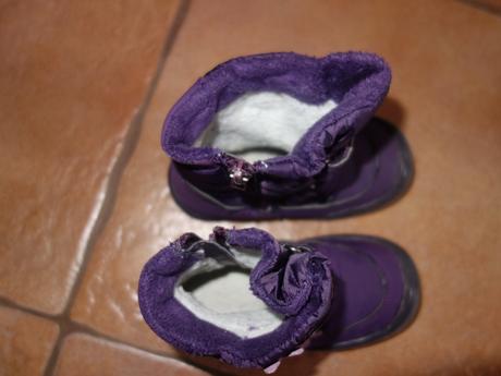 Fialove cizmicky, 23