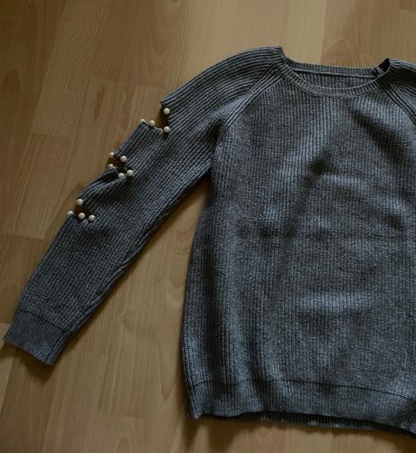 Sveter s perlickami, s