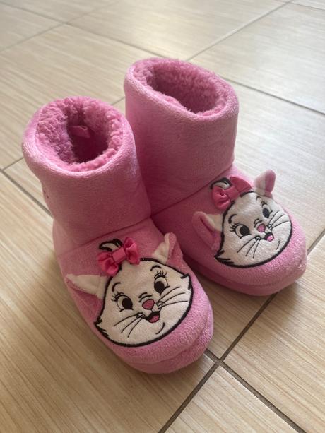 Papučky iba vyskusane, 23