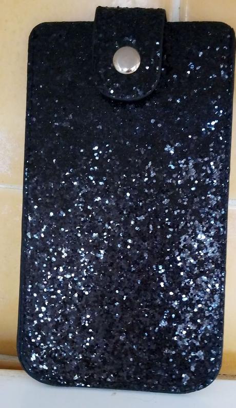 Darujem trblietave puzdro,