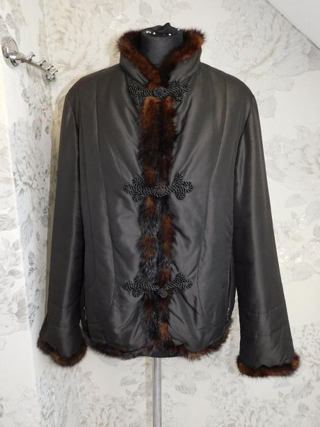 Pekna luxusna damska zimna bunda, 42