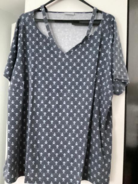 Tričko - vzor kotvy, 56