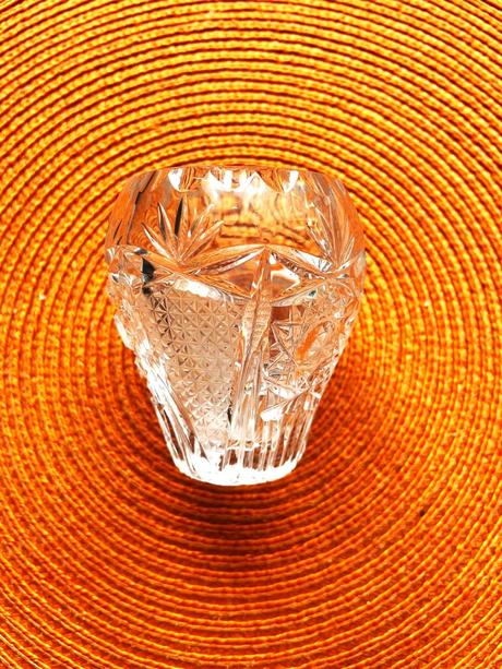 Mini kryštálová váza,