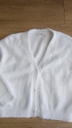 Sveter, reserved,128