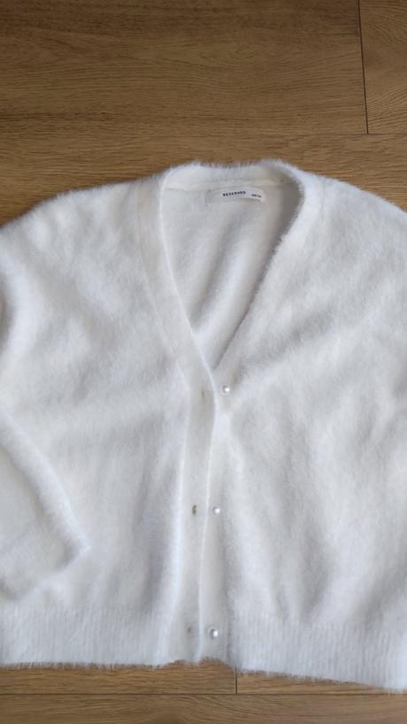 Sveter, reserved,128