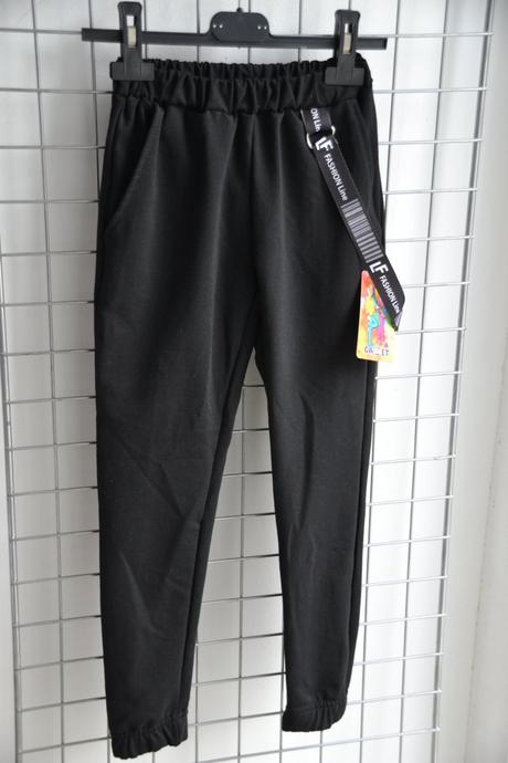 Dievčenské tepláky, 128