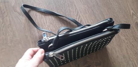 Resserved crossbody, reserved