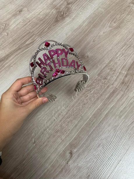 Korunka happy birthday, 