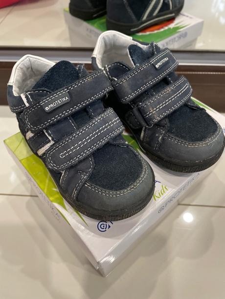 Tenisky č. 21, protetika,21