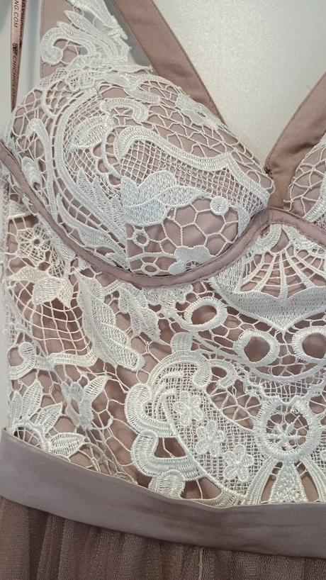 Spoločenske saty chichi london, xs