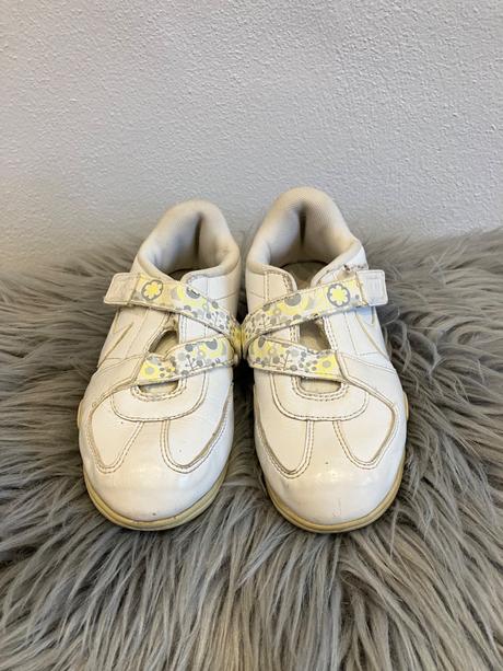 Dievčenské biele tenisky nike (27), nike,27