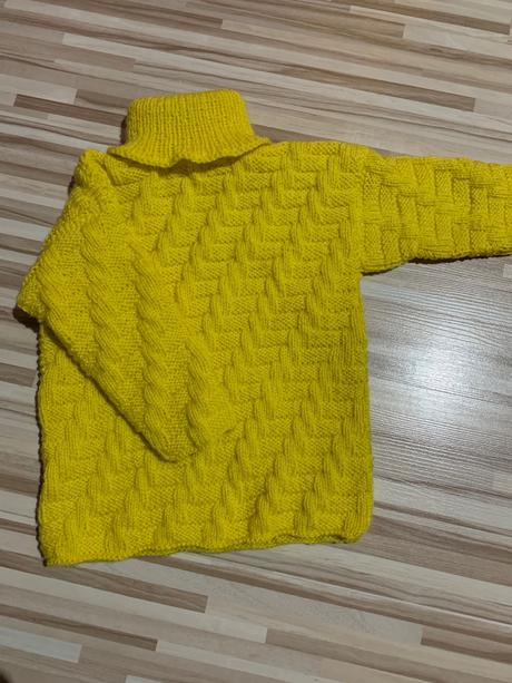 Pletený rolákovy svetrik, 50 - 158