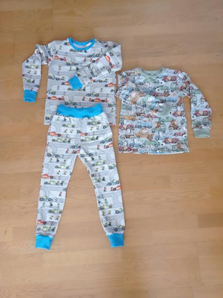 Tepláková súprava - pyžamo, 122