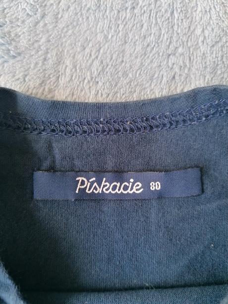 Pískacie tričko, 80