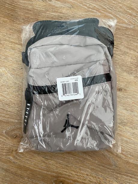 Crossbody taštička jordan unisex, nike