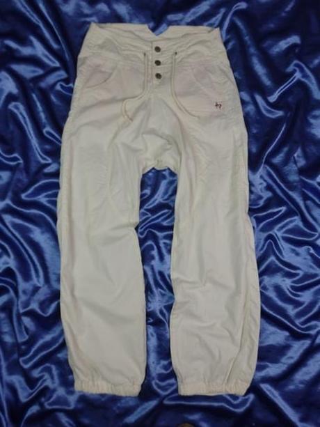 Luxusné biele voľnočasovky, s