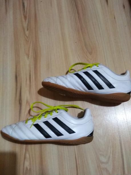 Halovky, adidas,35