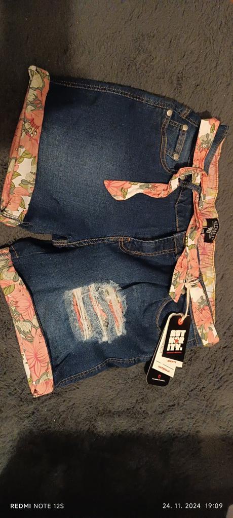 Kraťase, authority,m