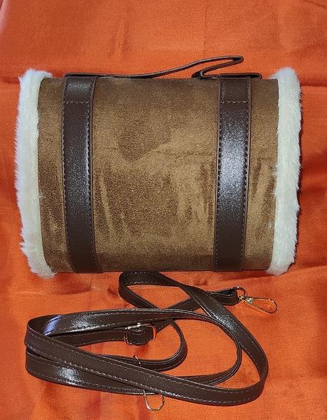 Hnedá krásna dámska kabelka, 