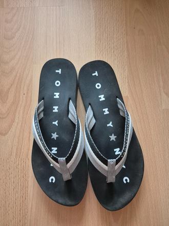 Šľapky, tommy hilfiger,40