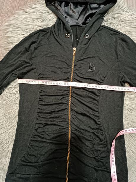 Tenká čierna mikina veľ. s, s