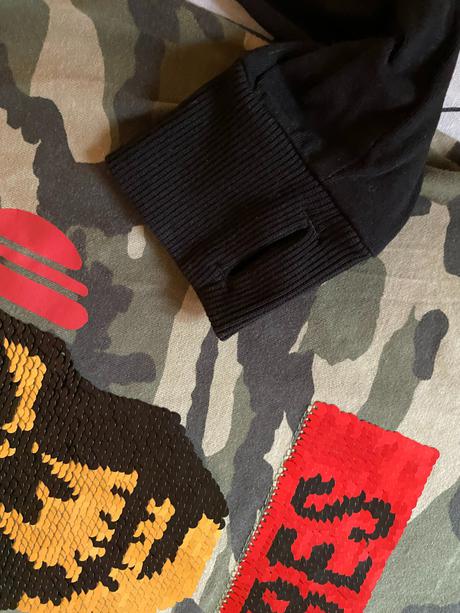 Maskáčová mikina s aplikáciou zn. next v. 122, 122