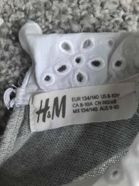 Sivy svetrik, h&m,134