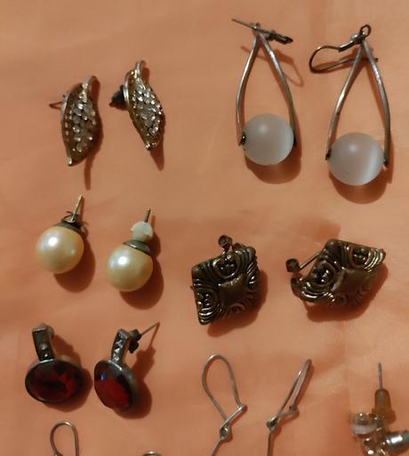 Retro náušnice spolu, 