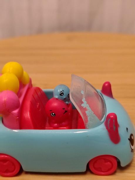 Modré autíčko bumper balloons, mcdonald's 2019, 