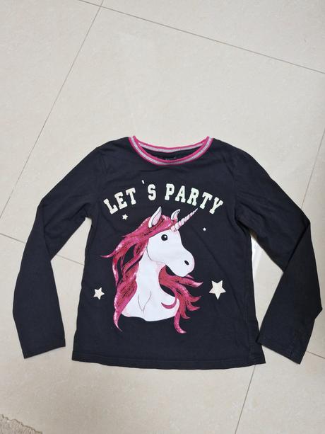 Dievčenské tricka, c&a,134