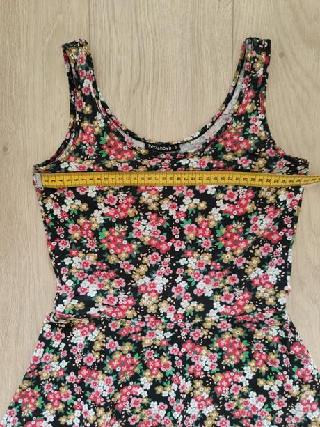 Šaty 's', terranova,s