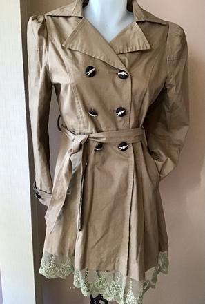 Trenčkot s krajkou, m