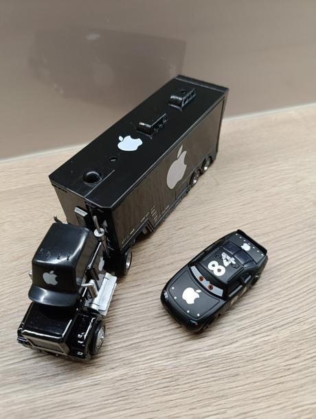 Kamión ,, 84,, autá mcqueen cars, 